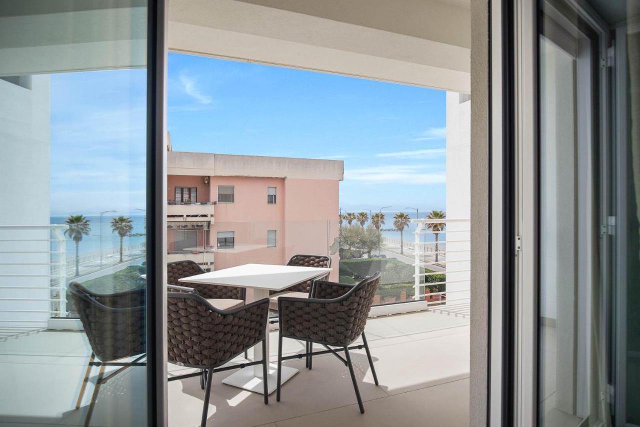 Seaside Hotel Capo d'Orlando Bagian luar foto
