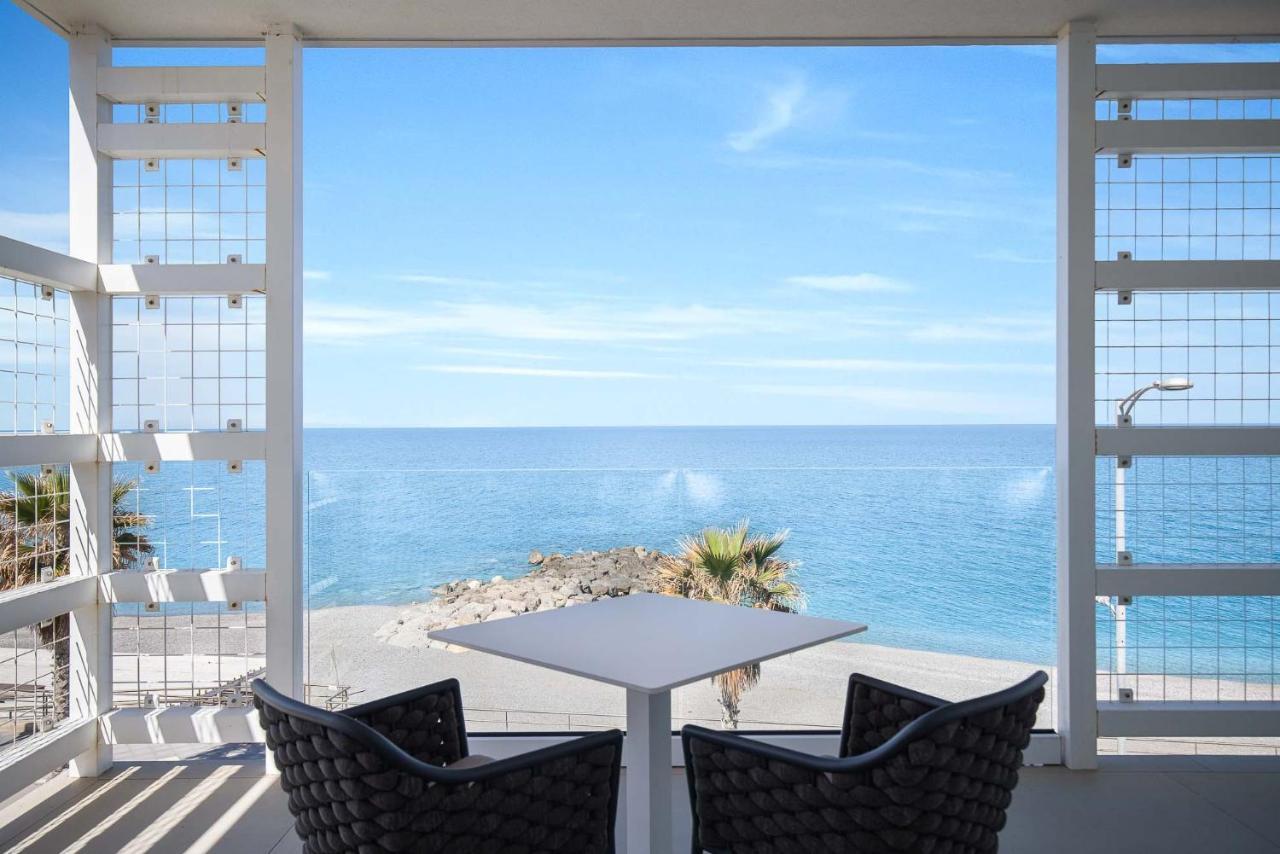 Seaside Hotel Capo d'Orlando Bagian luar foto