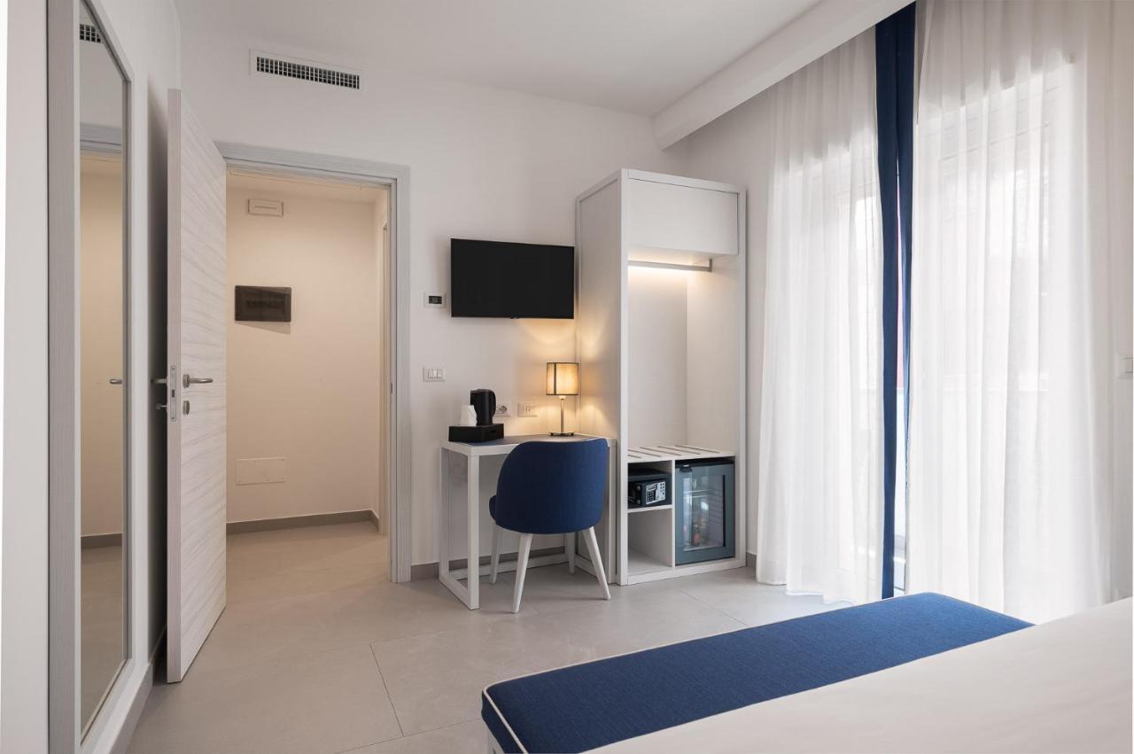Seaside Hotel Capo d'Orlando Bagian luar foto
