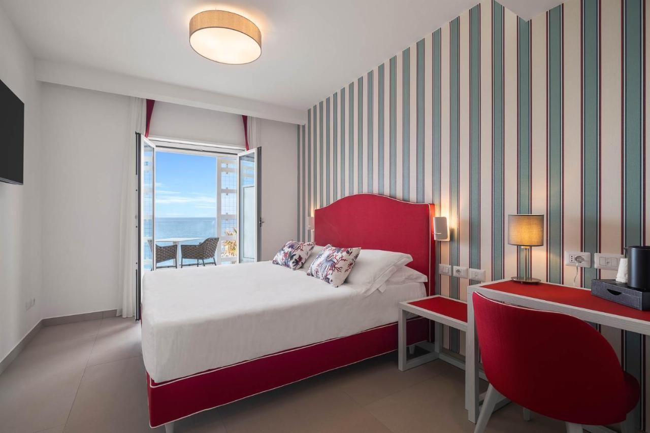 Seaside Hotel Capo d'Orlando Bagian luar foto