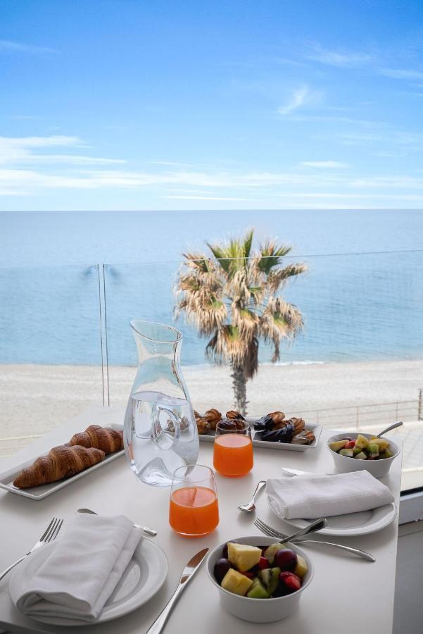 Seaside Hotel Capo d'Orlando Bagian luar foto
